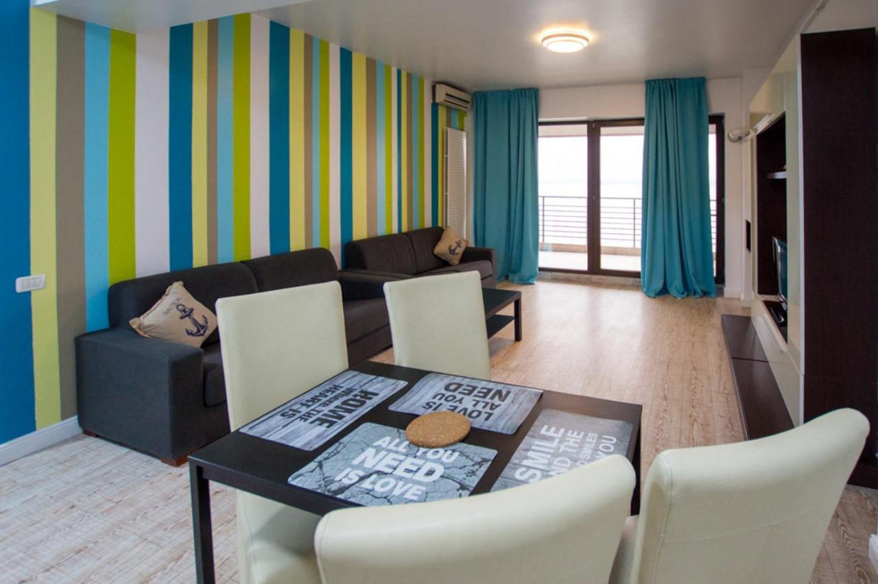 Lake Boutique Apartments & Rooms Mamaia Exterior foto